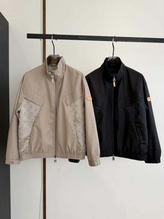 Picture of Louis Vuitton Jackets _SKULVsz48-56xetr10531497
